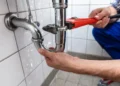 Plumber to Maintain