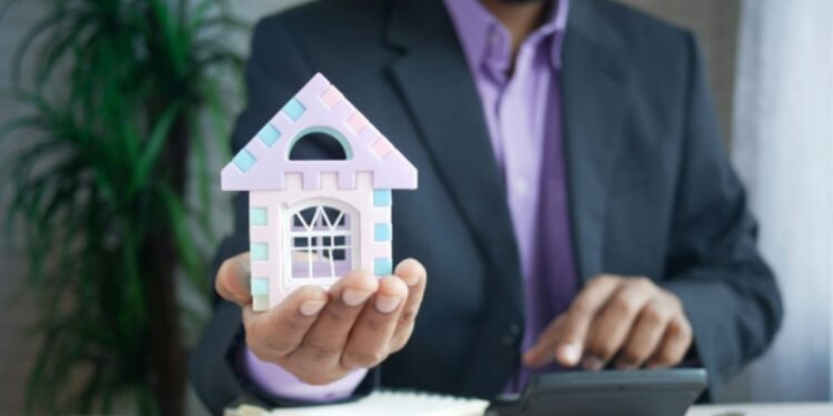 The Role of Mobile Apps in Modern Property Oversight