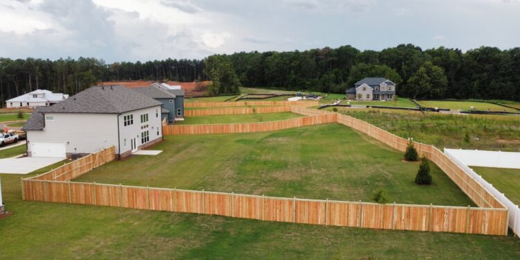 Why Raleigh Homeowners Keep Choosing Hawk Fences