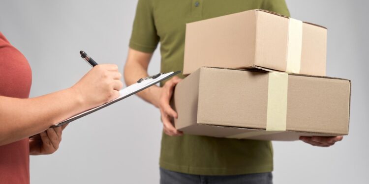 A Better Way to Handle Parcel Shipping from the US to Poland