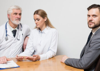 Kentucky Parents: Unmasking Medical Errors with Birth Injury Lawyers Who Challenge Hospital Narratives