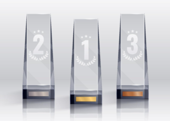 4 Crystal Award Ideas That Feel Personal