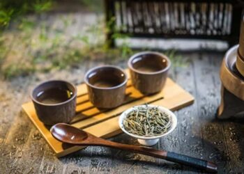 What Makes Oolong Tea a Unique Choice for Enthusiasts