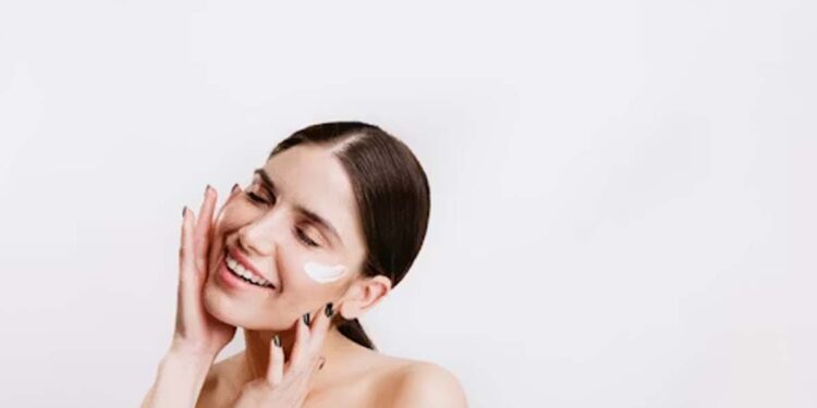 Vital Steps to Achieving a Flawless and Natural Complexion