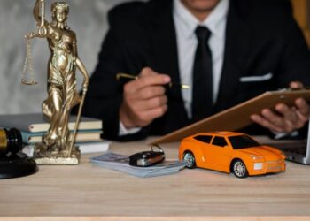 What Percentage Do Personal Injury Lawyers Take