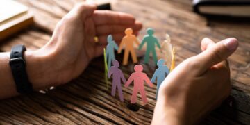 Strengthening Relationships Through Guided Communication and Emotional Support