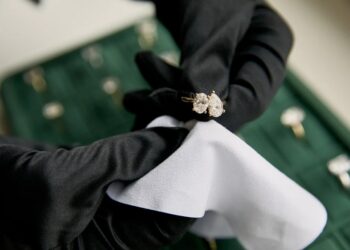 Crafting Forever in Los Angeles: Engagement Rings for Every Lifestyle