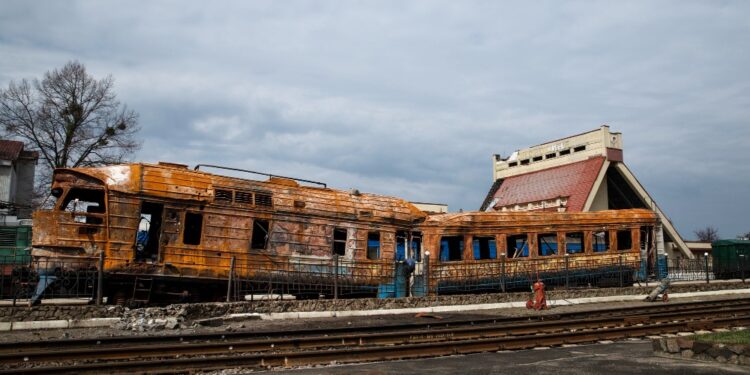 Silk Road on Rails: How a Luxury Train Sees Ancient China