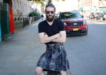 How to Style a Denim Kilt - Fashion Tips for Every Season