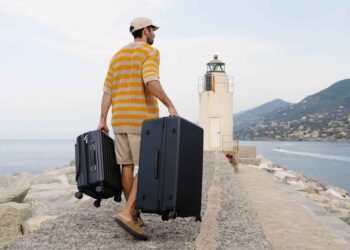 Sand, Surf, and Smart Packing: Mastering the Coastal Town Hopper Trip