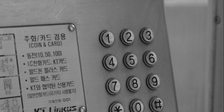 Coins, Buttons, and the Sweet Suspense of Waiting: Why Vending Machines Feel Strangely, Irresistibly Human