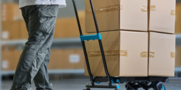 How Much Weight Can a Folding Trolley Cart Hold