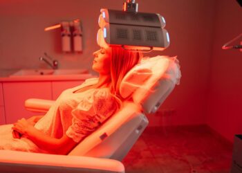 810nm Wavelength in Red Light Therapy – Our Top Pick