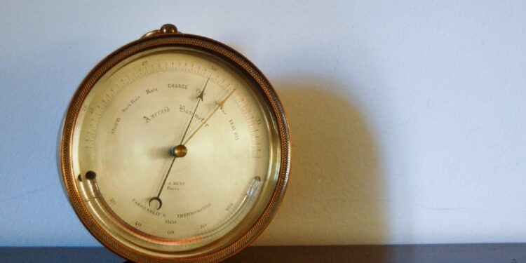 Why Is Antique Barometer Restoration Important for Collectors of Vintage Instruments?