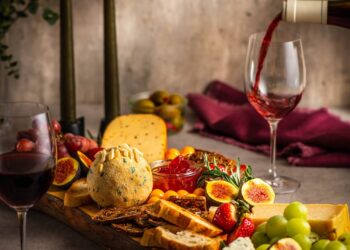 Red Wine and Cheese Pairing Cheat Sheet
