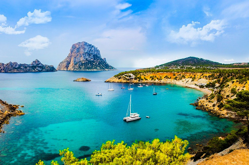 5 Exclusive Iberian Travel Experiences You Can Enjoy with Your Trip to Spain & Portugal
