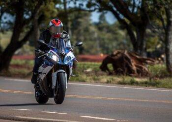 The 30-Second Rule: What Every Denver Motorcyclist Should Do Right After a Crash