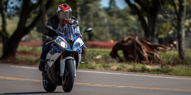 The 30-Second Rule: What Every Denver Motorcyclist Should Do Right After a Crash