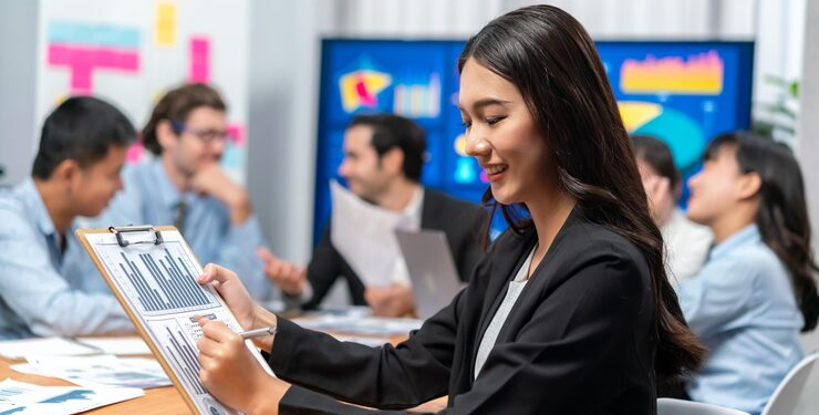 PMP Certification: Why the 35-Hour Training Course Is Non-Negotiable
