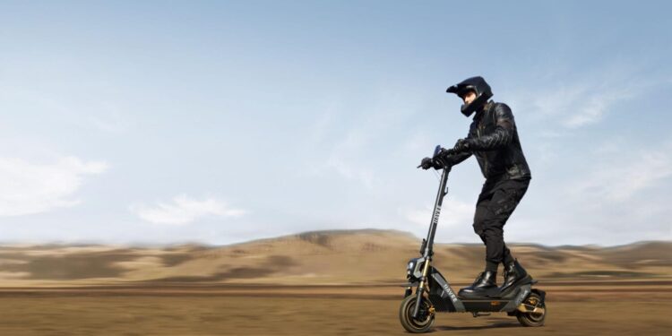 High-Power Electric Scooters: What Matters for Hills, Range, and Real-World Control