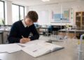 How to Organise GCSE Chemistry Revision Around Core Ideas, Calculations and Exam Practice