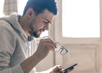 What to Check Before Ordering Prescription Glasses Online
