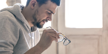What to Check Before Ordering Prescription Glasses Online