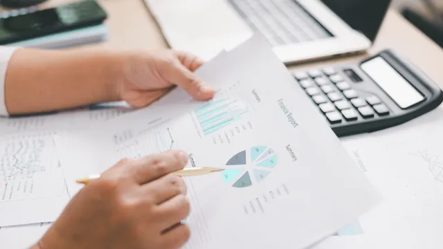 5 Financial Habits That Separate Thriving Small Businesses From Struggling Ones