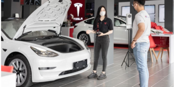 How Independent Tesla Repair Services Offer More Than Basic Maintenance