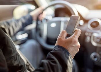 Understanding the 3 Categories of Driver Distraction