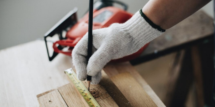 Choosing the Right Contractor: A Key to a Smooth Remodel